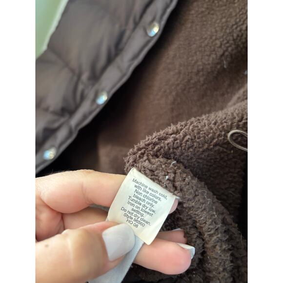 J Crew Puffer Vest Womens Medium Brown Snap and Zip Up Collared Faux Fur Lined - Picture 6 of 7